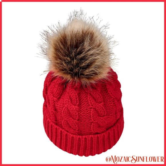 NEW Toddler 2 Piece Hand Cable Knit Red Hat Faux Fur Pompon and Collar Scarf - Picture 4 of 7